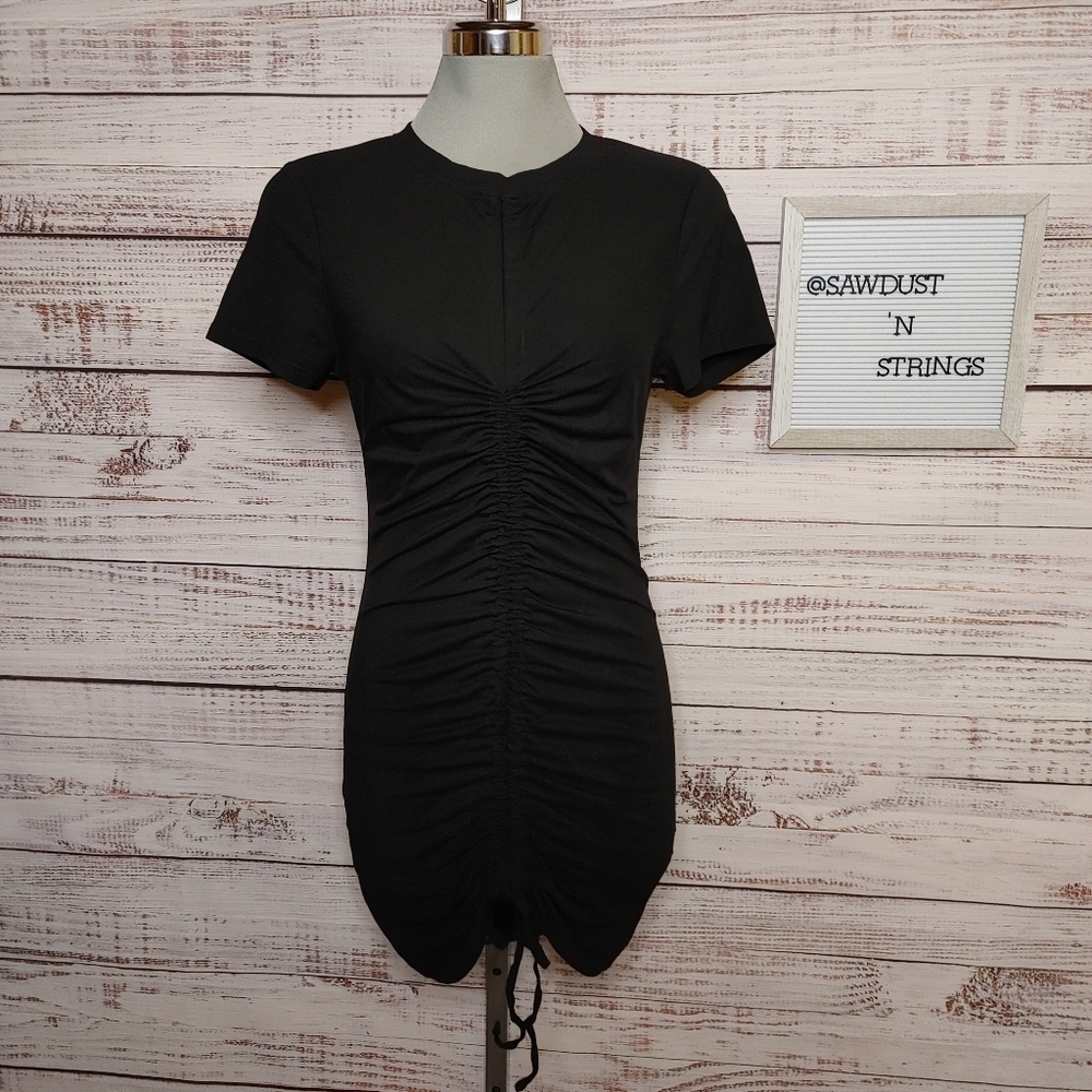 REVOLVE Superdown Ruched Dress Size M - Picture 2 of 14